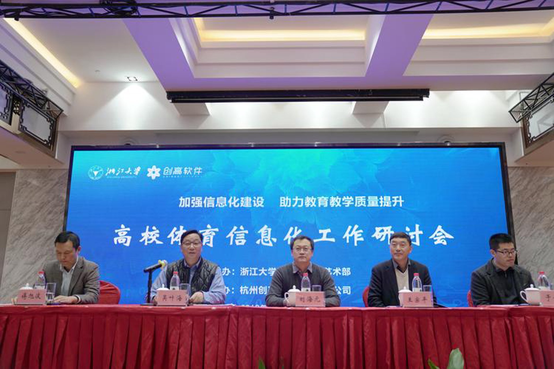 如何选购上海网站建设服务